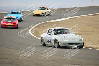 media/Jan-26-2025-CalClub SCCA (Sun) [[cfcea7df88]]/Group 4/Race/